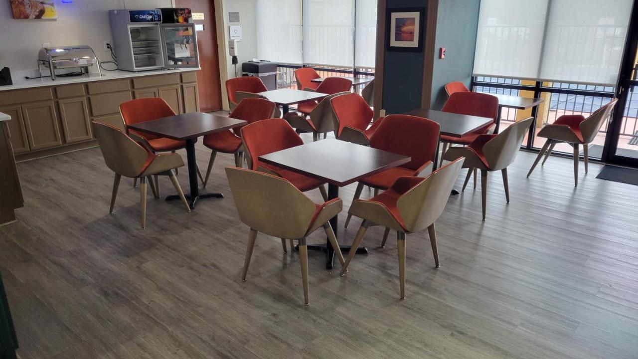 Comfort Suites Cumming-Atlanta Near Northside Hospital Forsyth Kültér fotó