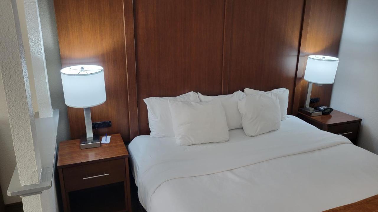 Comfort Suites Cumming-Atlanta Near Northside Hospital Forsyth Kültér fotó