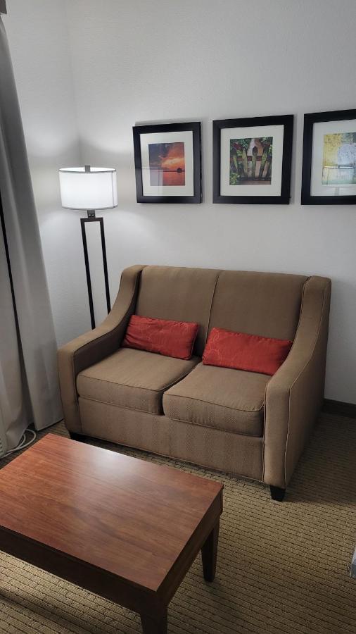 Comfort Suites Cumming-Atlanta Near Northside Hospital Forsyth Kültér fotó