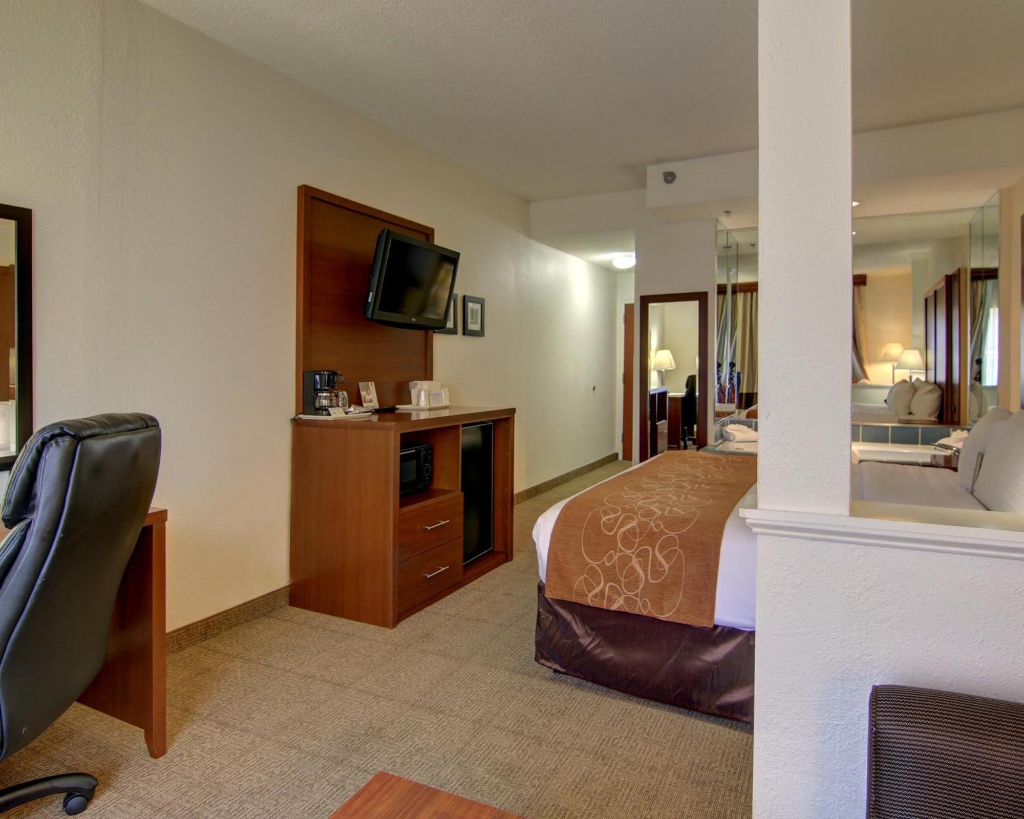 Comfort Suites Cumming-Atlanta Near Northside Hospital Forsyth Szoba fotó