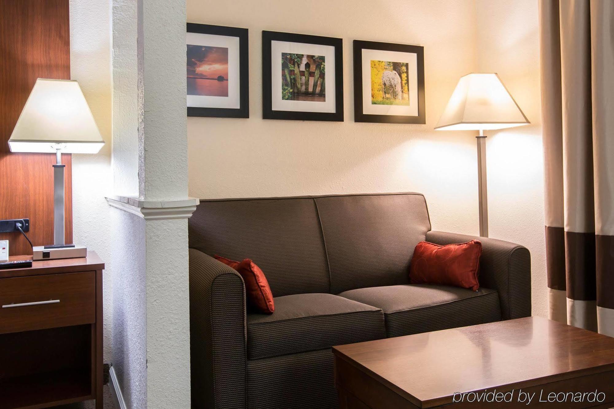 Comfort Suites Cumming-Atlanta Near Northside Hospital Forsyth Kültér fotó